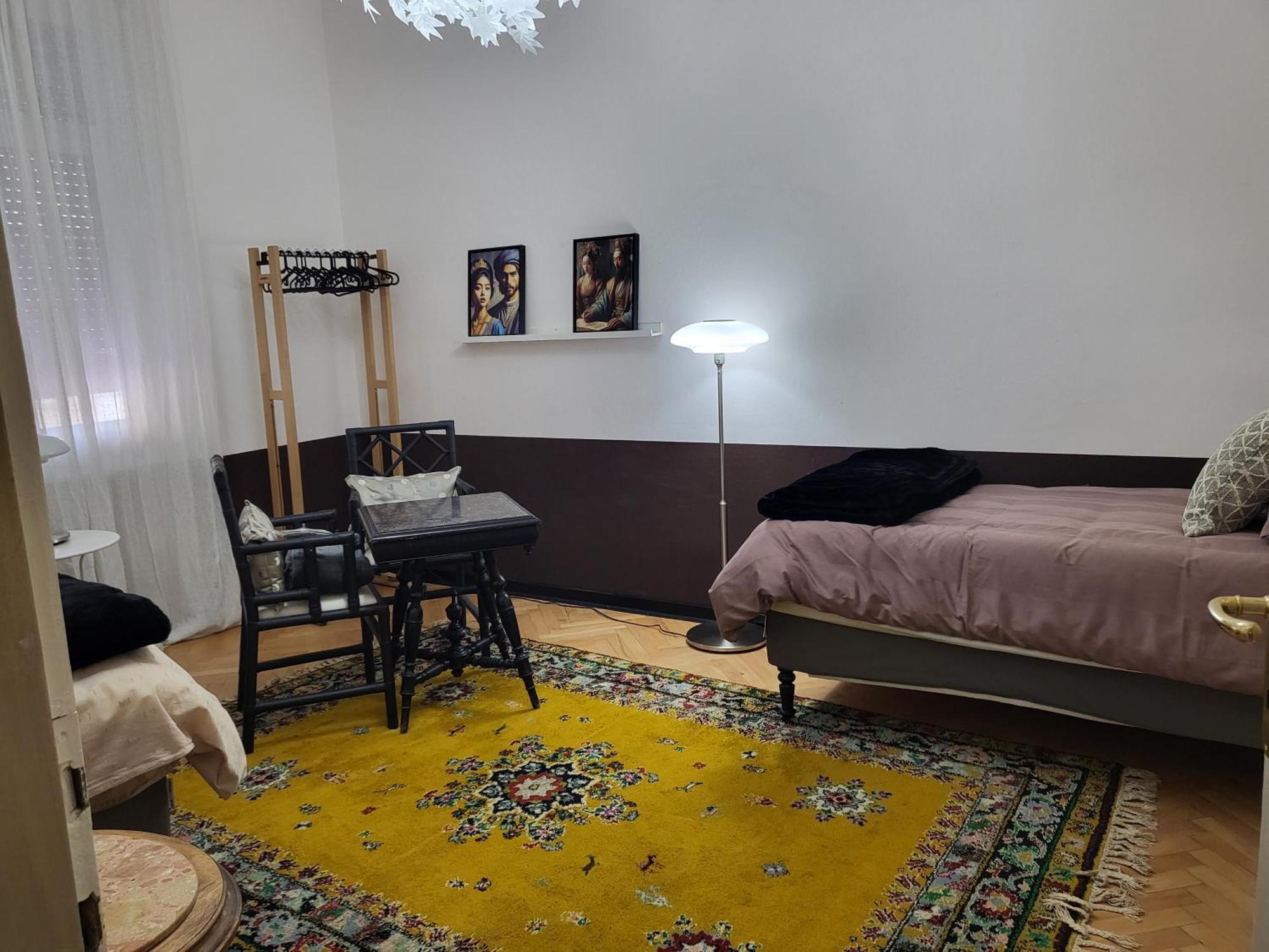 La Casa Di Gatsby Lusso In Pieno Centro Con Parcheggio Apartment Gorizia Bagian luar foto